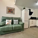 Nora Apartament *
